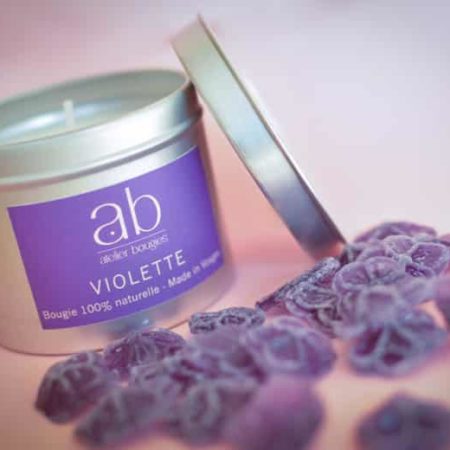 Bougie parfumée à la violette en cire végétale